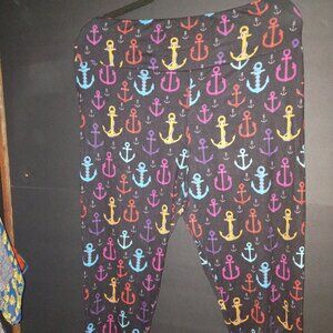 Canah anchor leggings size tall and curvy fits 14 to 22 NWOT